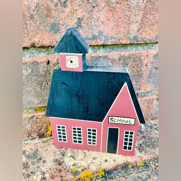*Village House Block Primitive School Shelf Sitter - Picture 11 of 12